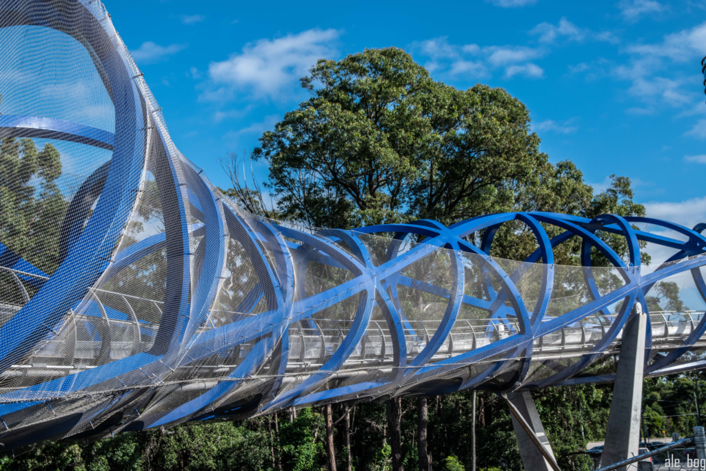 Sydney double helix bridge - Lachlan's Line